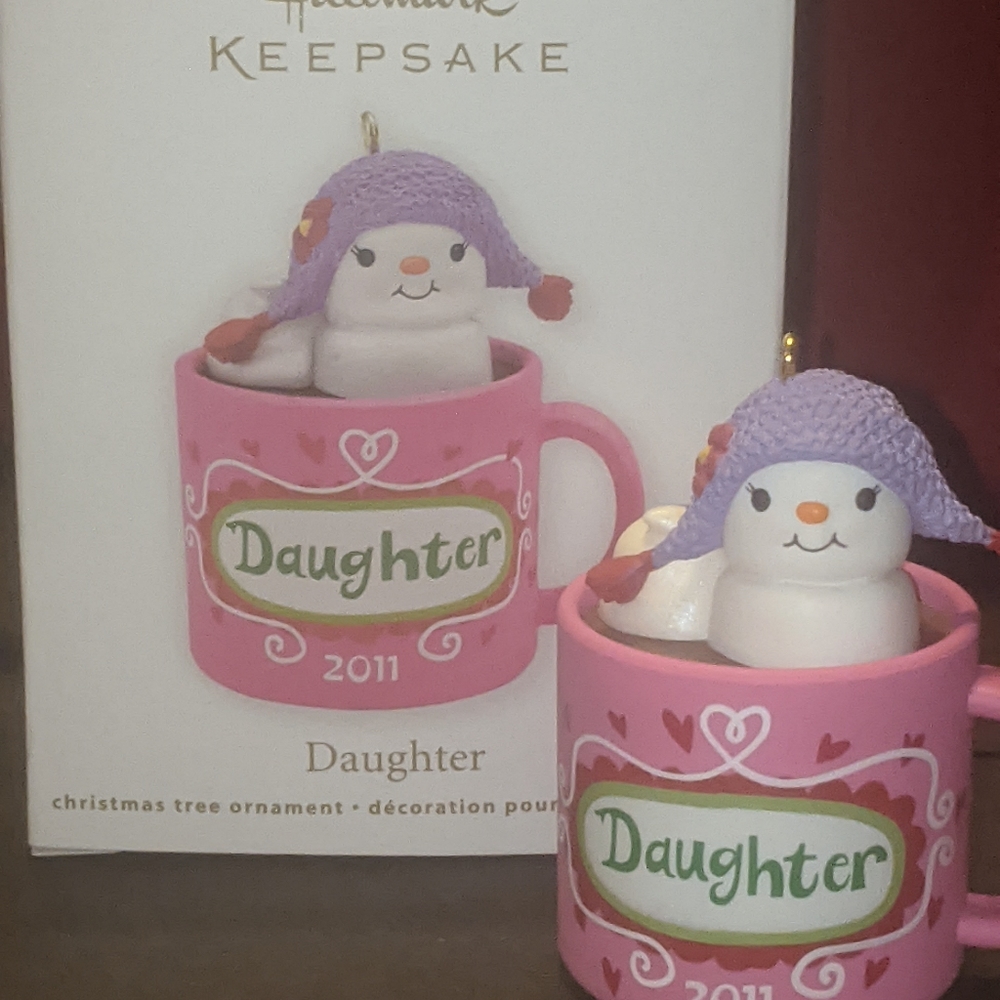 Hallmark Keepsake 2011 ornament: daughter